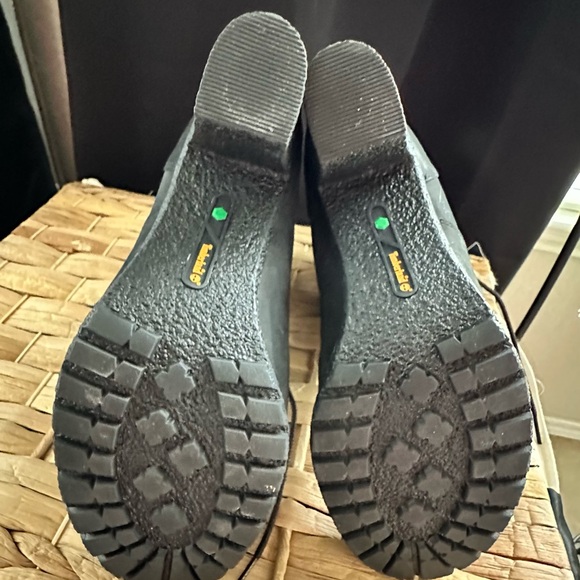 Timberland Women's Black Lace-Up Boots - Picture 3 of 4